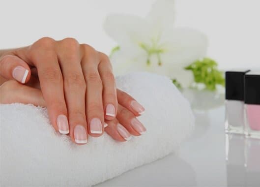 Manicura Regular con French