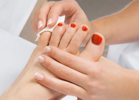 Pedicura Cambio de Color Esmalte Permanente